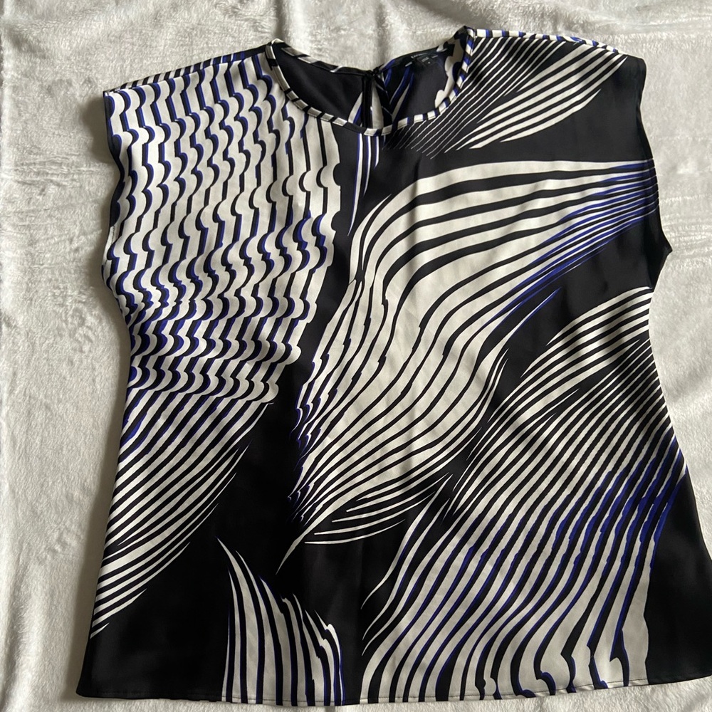 Like new Express top